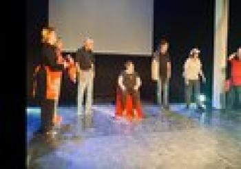 Teatre Alucinar-t . Aixec coop. Teatre Social en Barcelona