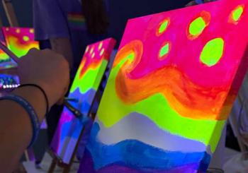 ????? NEÓN&WINE! A Unique Sensorial & Painting Experience! Malaga