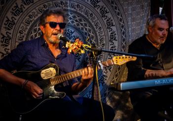 Fernando Maés y Chefo Martín en concierto en Salamanca