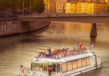 Croisière touristique guidée sur la Saône par Les Bateaux Lyonnais