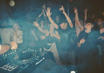 Mecha Vol. 8 - Últimos bailes 2025 en Vigo