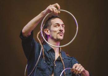 Magia Navidad 2025: Magia de cerca con Juan Colás - 19:00 horas en Segovia