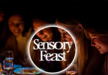 Sensory Feast: Una experiencia gastronómica sensorial e inmersiva inspirada en Alicia en el País de las Maravillas en Mexico City