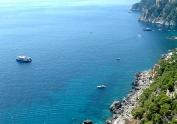 Capri: Escursione in Barca da Costa a Costa a Naples