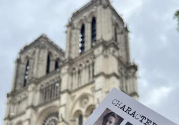 Meurtre à Notre-Dame : une investigation interactive autoguidée (en anglais) Paris