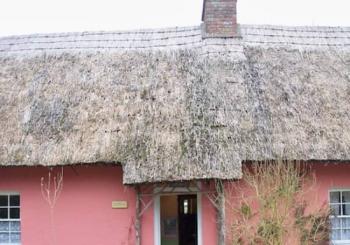 Cliffs of Moher: One-Day Rail Tour from Dublin