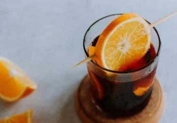 Cata de cuatro vermuts con aperitivos en VinoPremier Madrid