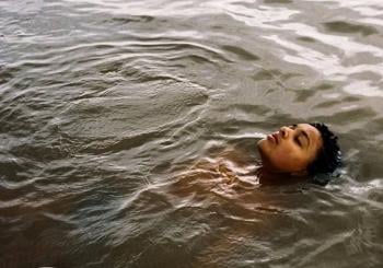 Sala Fernando Rey - ESTRENOS EN V.O.: BIRD de Andrea Arnold en A Coruña