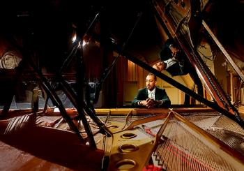 Gerald Clayton Trio en Mexico