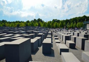 Highlights Berlin: Between Love and War - Exploration Game