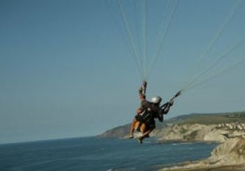 Volar en parapente bi-plaza en Tarragona