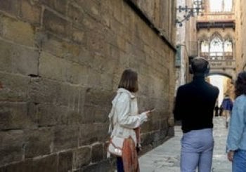 Ruta misteriosa por el Barrio Gótico a través de VisitEscape en Barcelona
