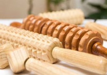 ¡Masaje de madera para una piel radiante y tonificada! en Barcelona