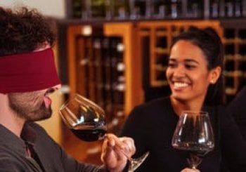 Cata a Ciegas en Praktik vinoteca Barcelona