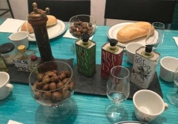 Cata de aceites con desayuno molinero Córdoba