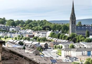 Derrie Danders: Highlights of the Walled City a Self-Guided Audio Tour Derry