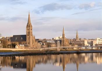 Loch Ness, Inverness & Highlands in Spanish en Edinburgh