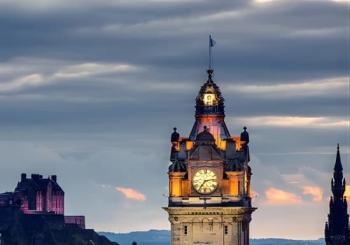 Edinburgh Darkside Walking Tour: Mysteries, Murder and Legends