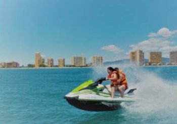 Alquiler de moto acuática sin titulación y Piscina Beach Club Puebla de Farnals