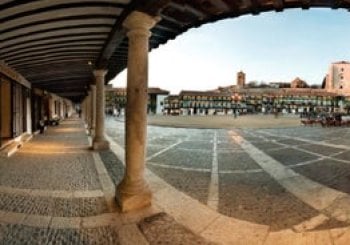 Conoce la historia de Chinchón en una bodega con cata de vino y queso Madrid