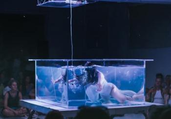 Echos from a liquid memory by Carincur en Lisbon