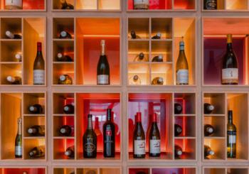 Menú Bistro con vistas a la Gran Vía en un hotel 5 estrellas en Madrid