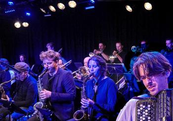 GROOVE EXTRAVAGANZA – Intercity Jazz Orchestra feat. Anatole Muster Kriens