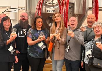 Brewery bus tour, 5 breweries, 12 beers, 1 pizza, 1 bus Liverpool