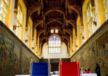 Hampton Court Palace, Gardens & Maze Tickets London