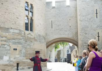 Tower of London Tour with a Beefeater Private Meet & Greet