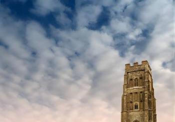 Glastonbury and Cheddar Gorge Guided Day Tour from London
