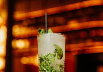 Menú degustación para 2 personas y 2 cócteles en Lelong Asian Club a Madrid