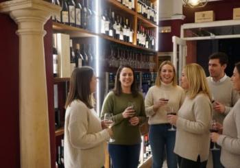 Cata maridaje en el Casco Histórico de Sevilla: 4 vinos + 4 tapas