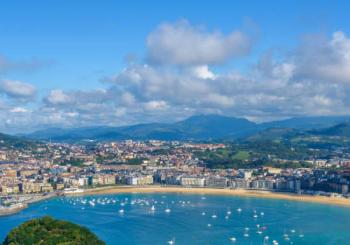 San Sebastián: visita guiada de historias y leyendas con humor Donostia - San Sebastián