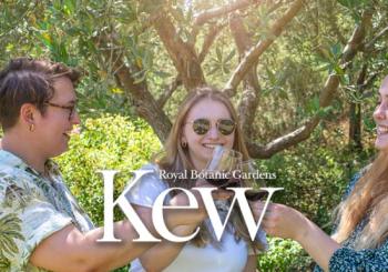 Wine Walks: The Henry Moore Edition at the Royal Botanic Gardens, Kew en London