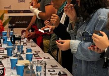Experiencia con chocolates en galería de arte Montsequi en Madrid