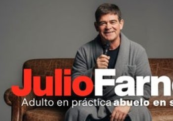 Adulto en prácticas, abuelo en serio, en Atocha en Madrid