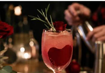 Taller de coctelería del amor en Jardinet de Gràcia en Barcelona
