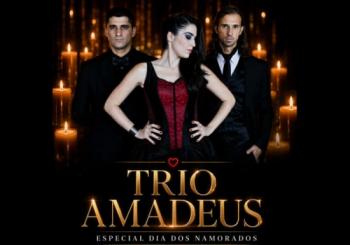 Trio Amadeus à luz de velas Niterói