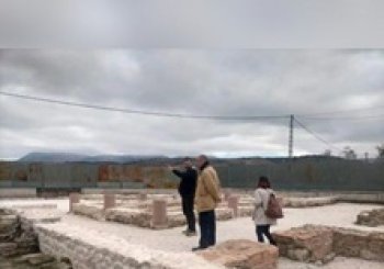 Visita a la Villa del Mitra CABRA