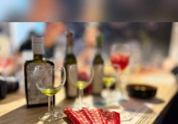 Immersive Olive Oil Tasting & Pairing with Unlimited Sangria a Madrid