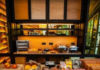Desayuno Buffet en AKEAH Madrid