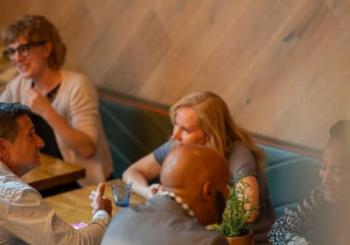Speed dating chic ? Célibataires + 50 ans Paris
