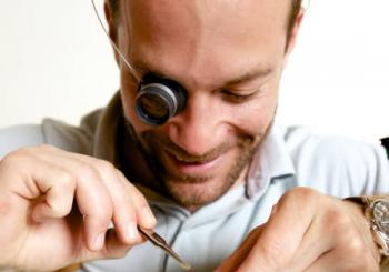 Cours d'horlogerie Basic Time : apprends à démonter et remonter un mouvement mécanique Paris