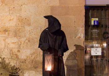 Visita guiada Nit de llegendes en el Monasterio de Sant Cugat Barcelona