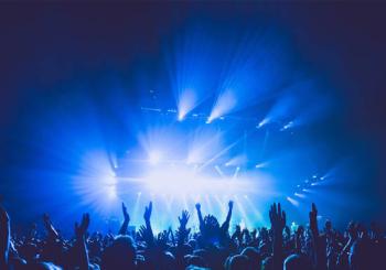 AMOR LIQUIDO en RAZZMATAZZ 3, Barcelona 2027