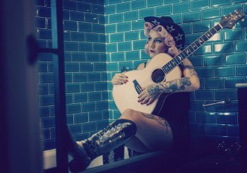 Angela Hoodoo - Sala New Moon (Torrelavega) Cantabria