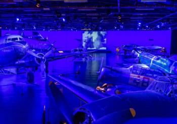 90s Silent Disco inside The Air Force Museum of New Zealand en Christchurch