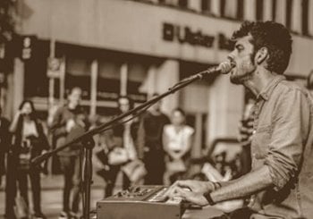 ANDRÉS MACNAMARA en Zaragoza