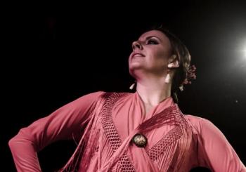 Flamenco íntimo en Café Ziryab con bebida incluida en Madrid